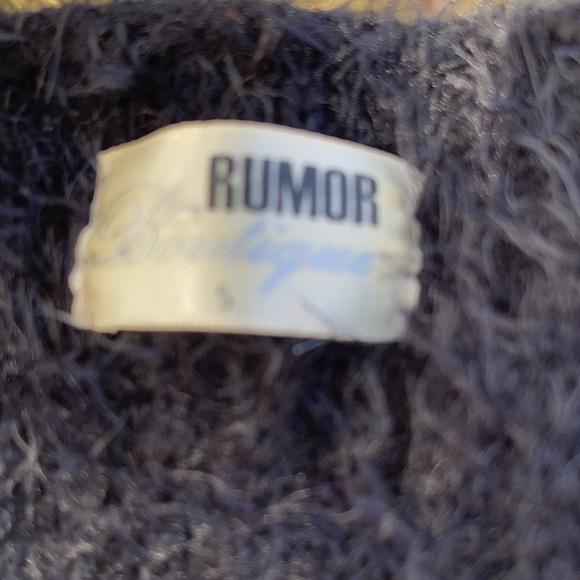 Rumor Sweater - Picture 4 of 4